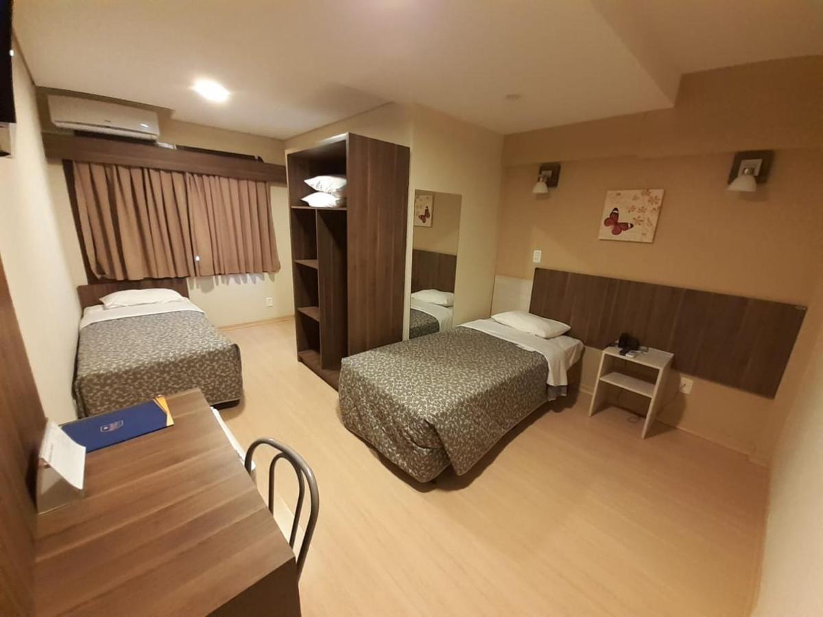 Klein Ville Dois Irmaos 两兄弟镇 外观 照片